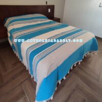 Colcha de Telar Oaxaca. Mexico. Cubrecama Artesanal Oaxaqueña Color Azul con Gris y Beige. Colcha de Algodón.