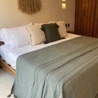 Colcha/Cubrecama Artesanal de Oaxaca. Color Verde Seco