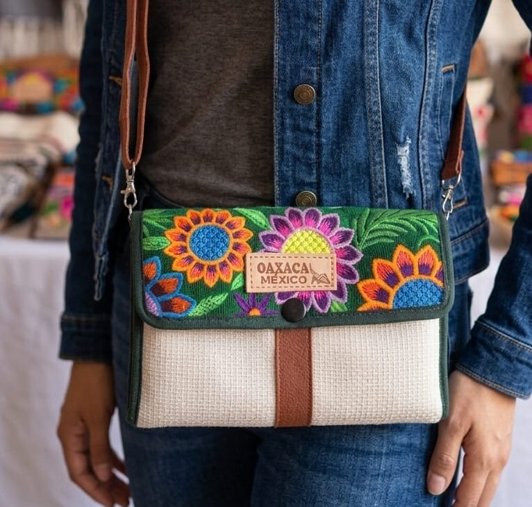 bolsa de mano artesanal de oaxaca – bordado floral y diseño multifuncional bolsa de mano artesanal de oaxaca – bordado floral y diseño multifuncional